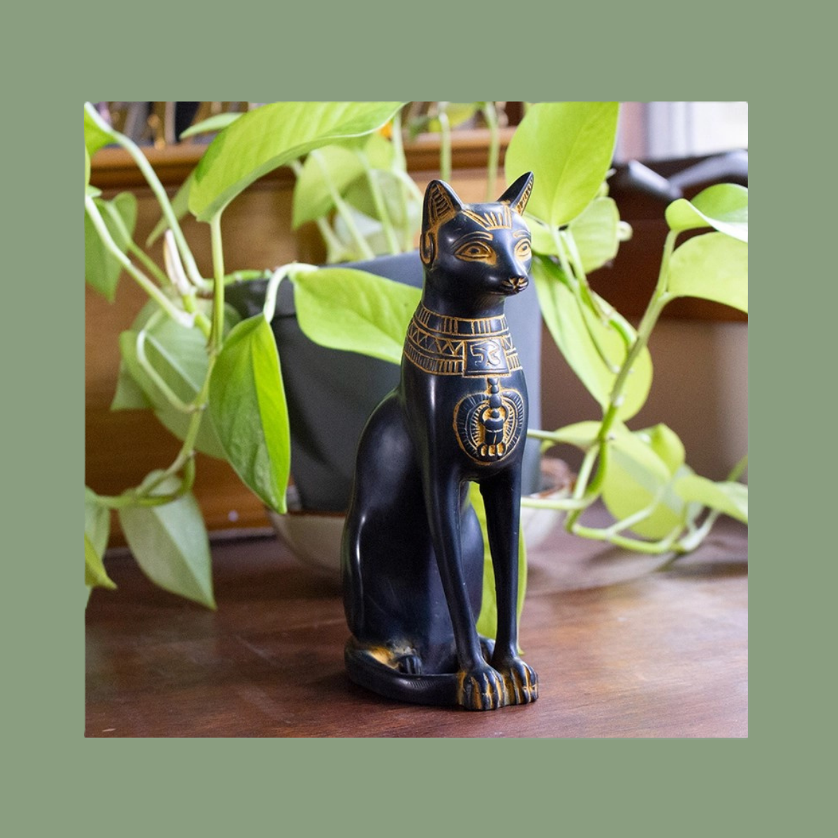 Statuette Bastet – Déesse Chat Égyptienne (Or Antique)