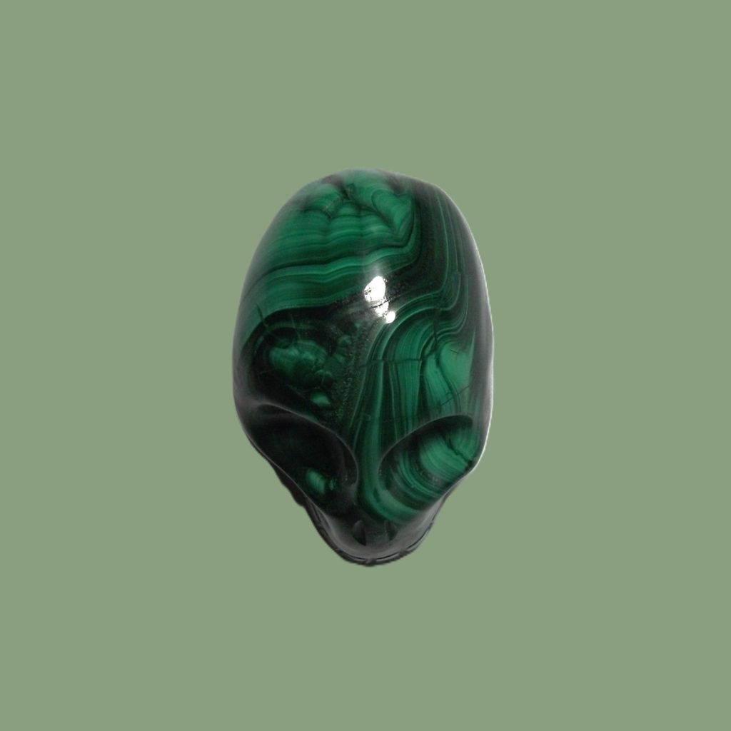 Crâne en malachite naturelle
