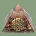 Pyramide Orgonite de Tourmaline Bicolore en Résine avec Fleur de Vie