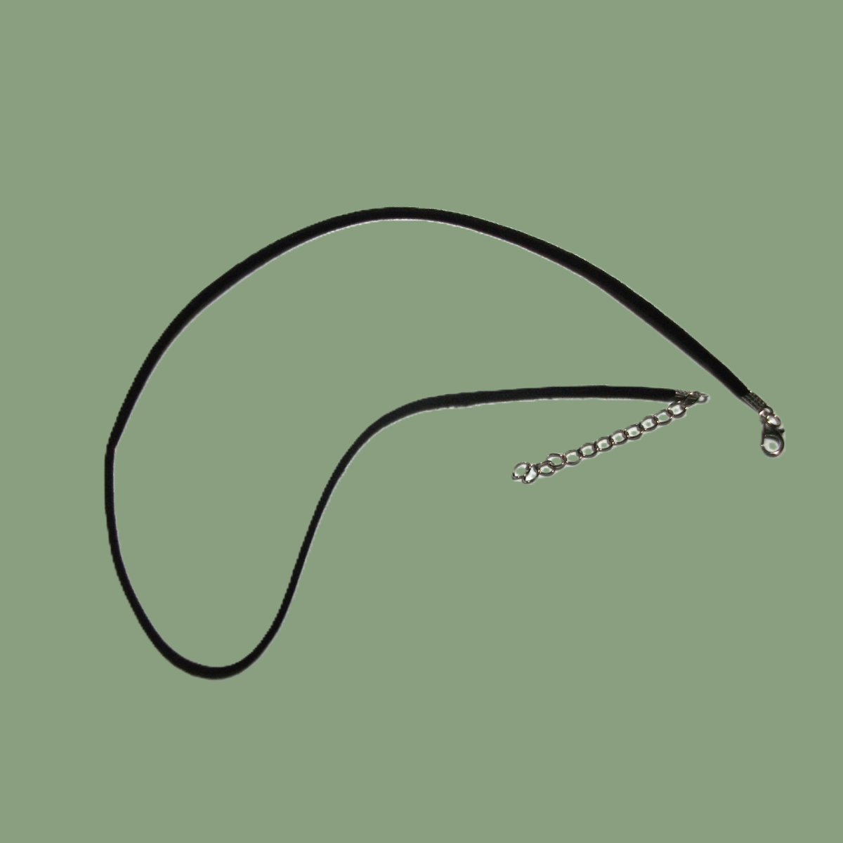 Collier cordon noir en simili cuir