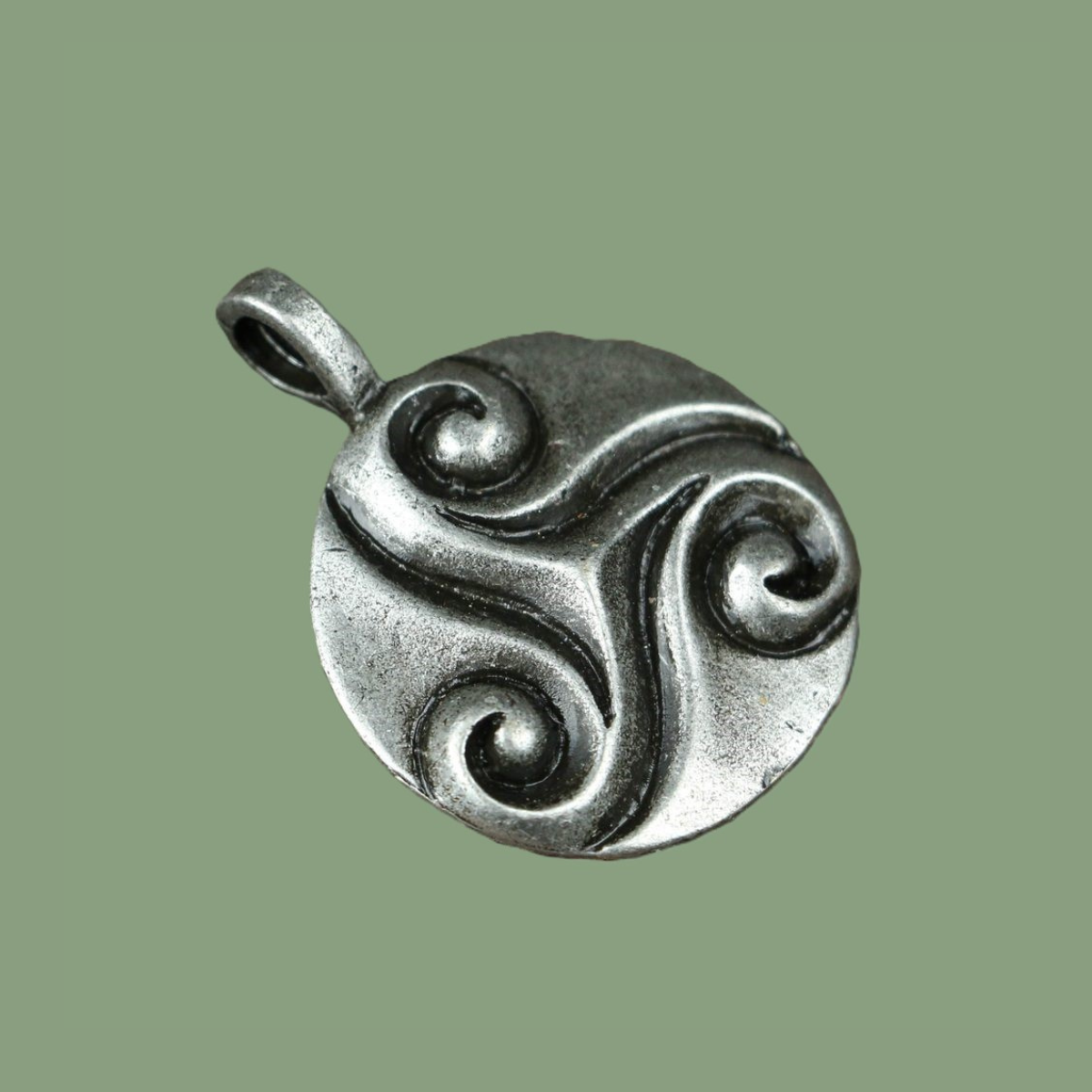 Pendentif Triskele